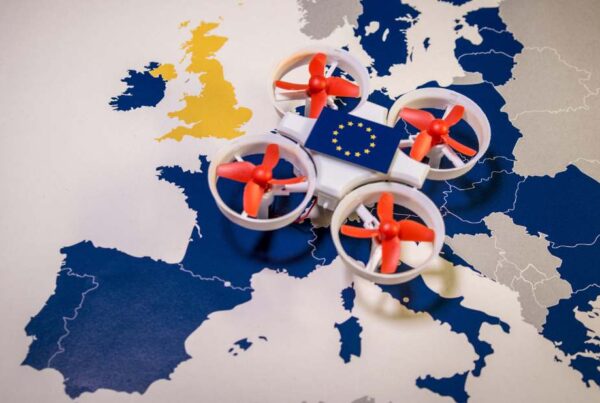 normativa-europea-drones-2023
